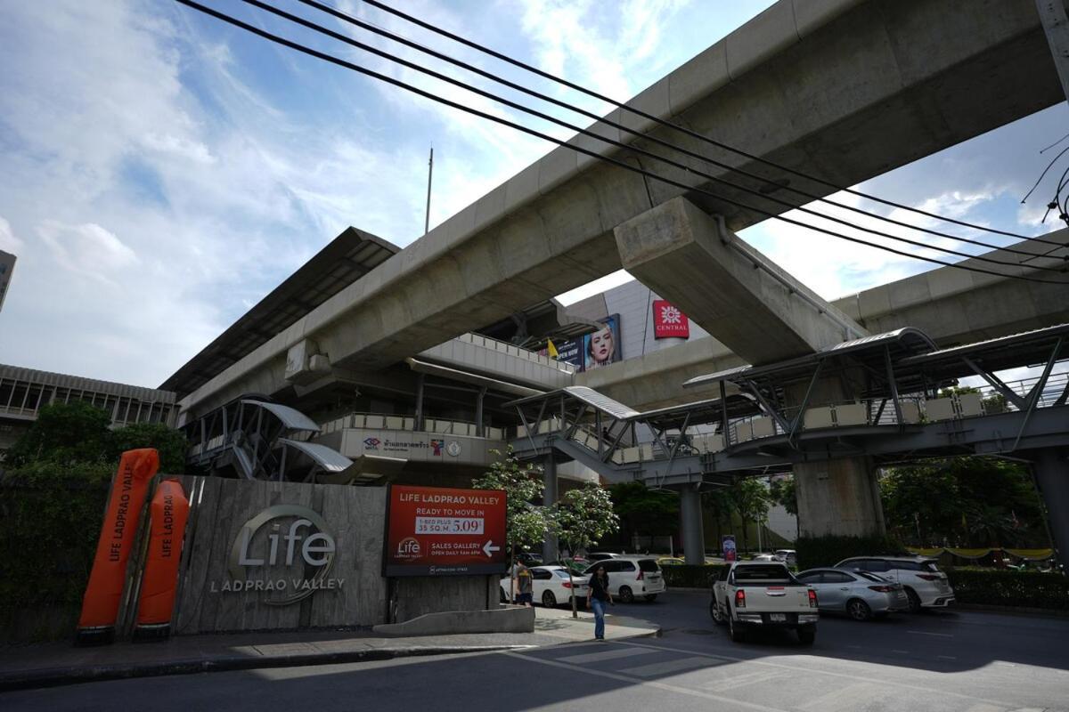 Life Ladprao 2 Bedrooms Bangkok