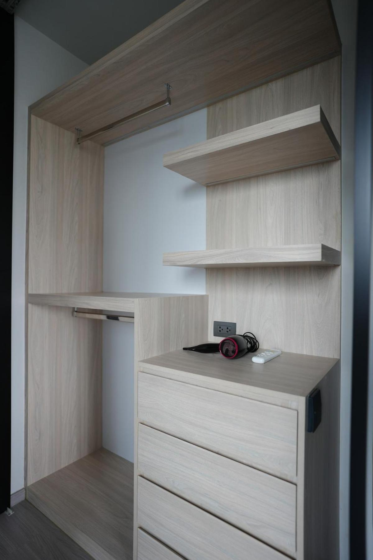 Life Ladprao 2 Bedrooms Apartment *