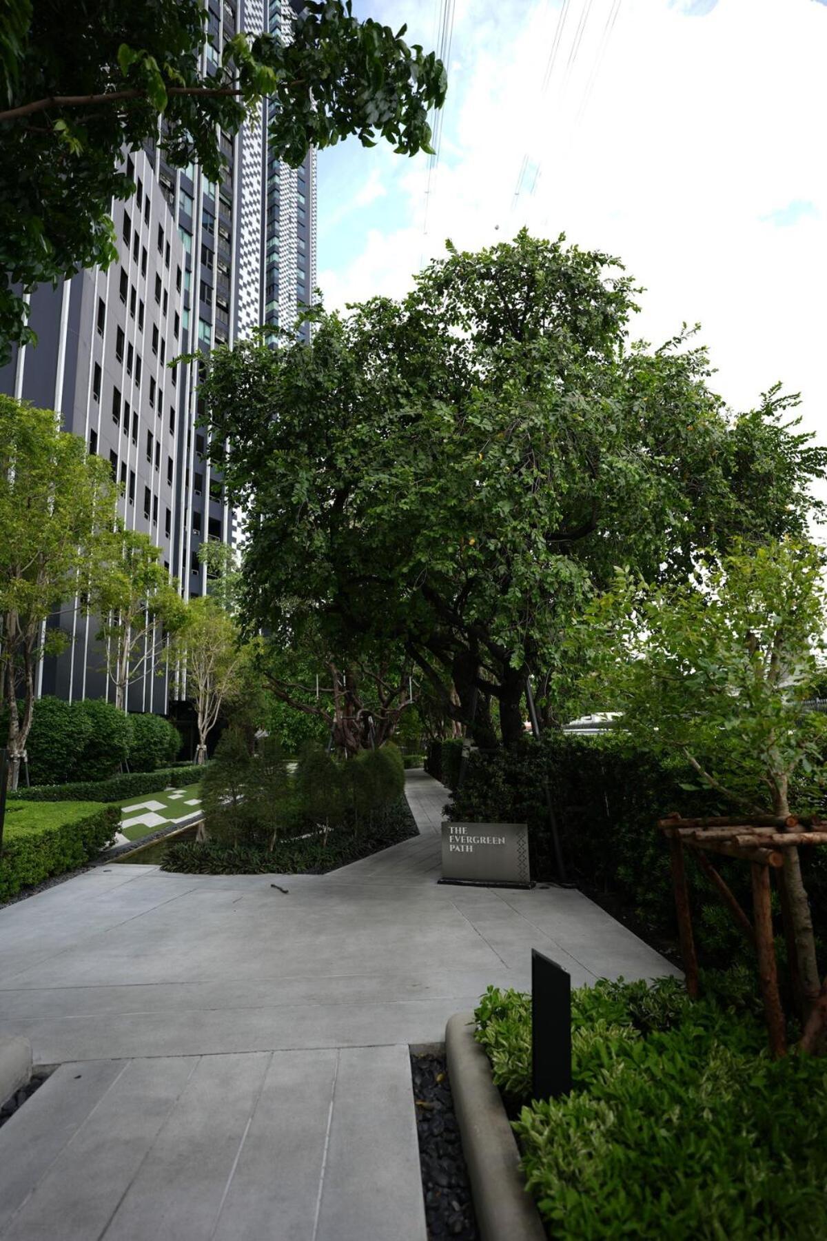 Life Ladprao 2 Bedrooms Apartment Bangkok